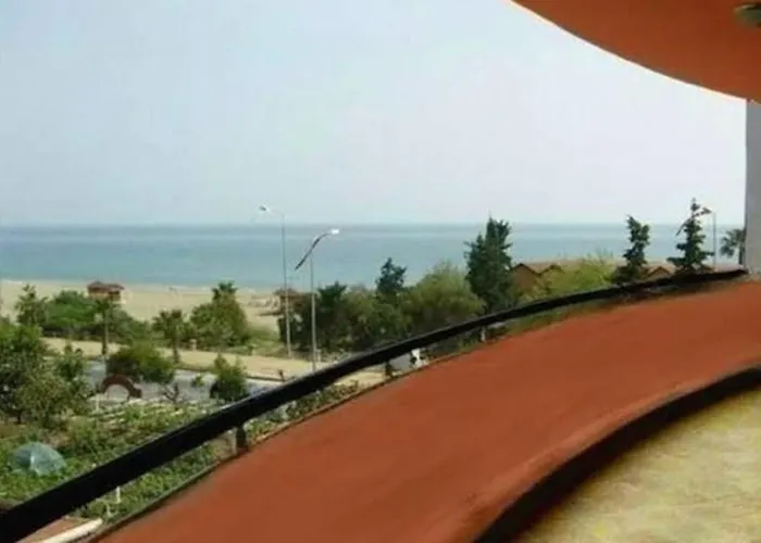 Four Seasons Otel *
